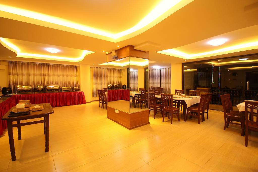 Hotel United Mandalay Eksteriør billede